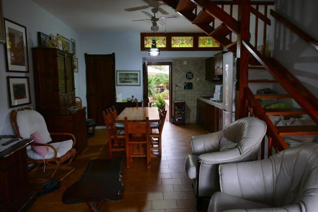 Pm 5 Via Sicilia Guest House アルゲーロ エクステリア 写真